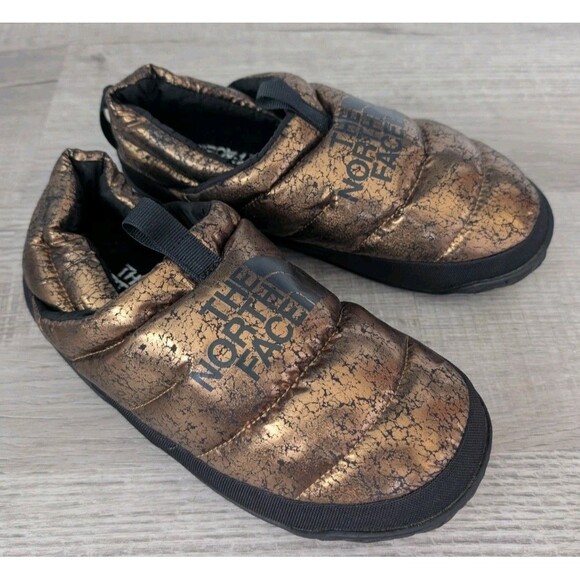 The North Face Slippers Nuptse Mule Women's Sz 8 Gold Metallic Nylon Quilted - Picture 1 of 12